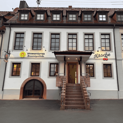 Bild von der Außenfassade der Pfungstädter Brauereigaststube Kirsche